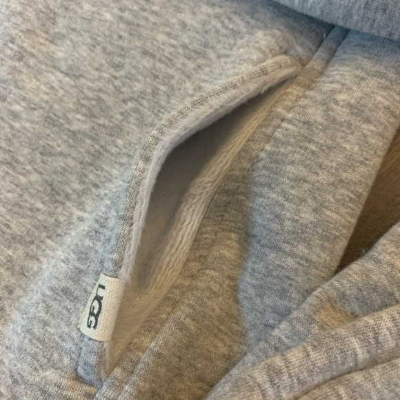 SOLD - UGG Pajama set - Picture 7 of 8